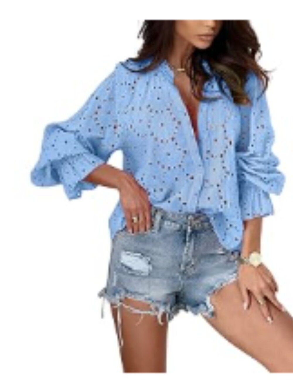 Women’s Light Blue Eyelet Button-Front Boho Blouse. M